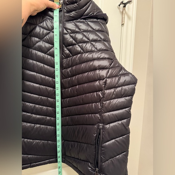NWT Calvin Klein puffer - Picture 9 of 11